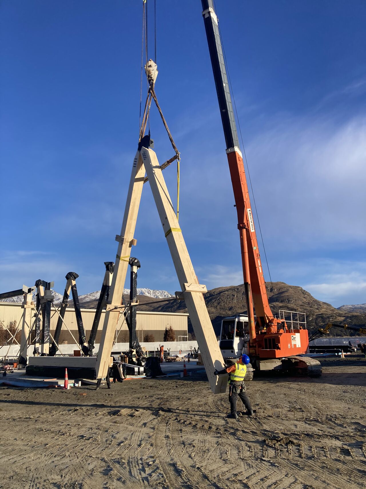 Crane Lift Brisbane Construction Contracting